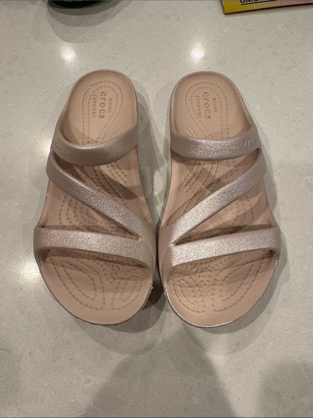 CROCS Women’s Metallic Rose Gold Slide Sandals